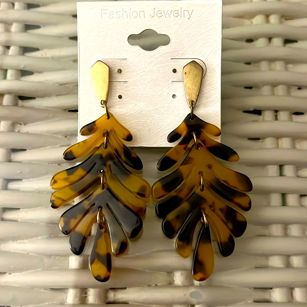 Fashion earrings
